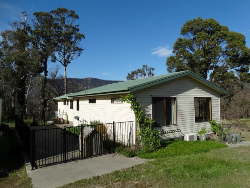 23 Mountain Place, Molesworth TAS 7140