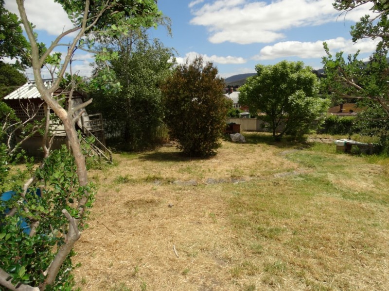 5 Sharland Avenue, New Norfolk TAS 7140