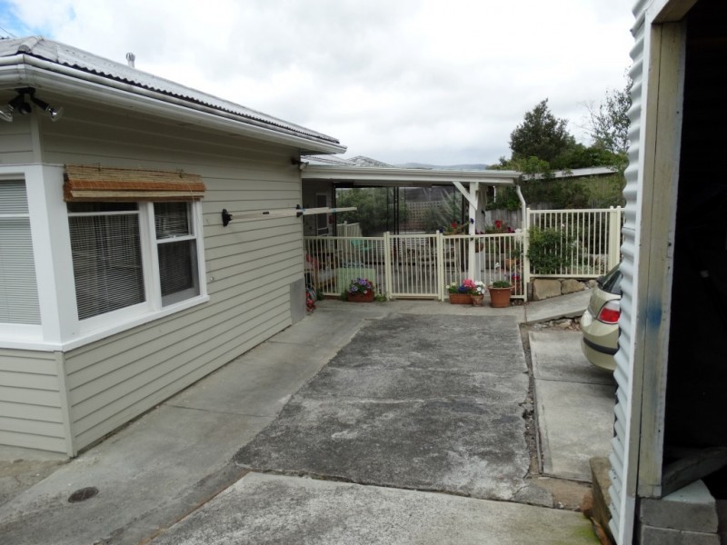 82 North Crescent, New Norfolk TAS 7140