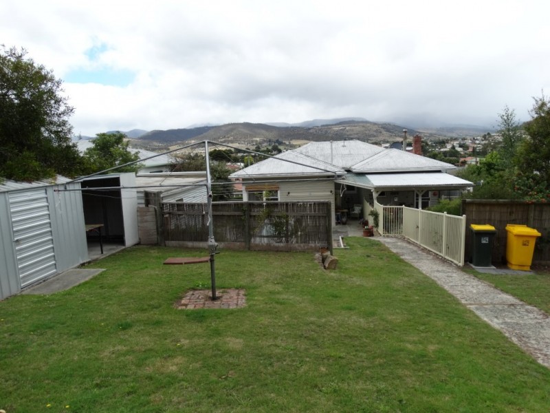 82 North Crescent, New Norfolk TAS 7140