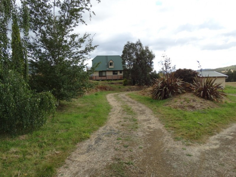 30 Gaul Lane, Lachlan TAS 7140