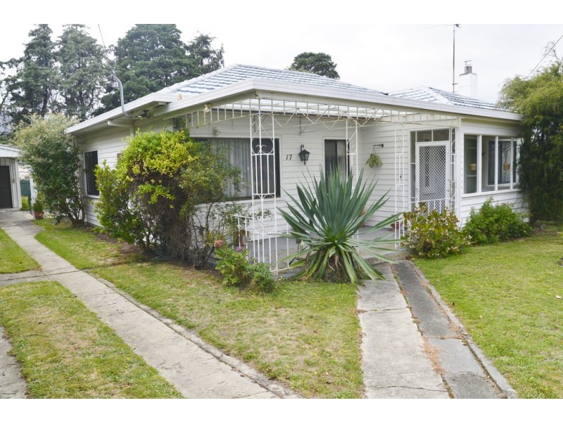 17 Second Avenue, New Norfolk TAS 7140