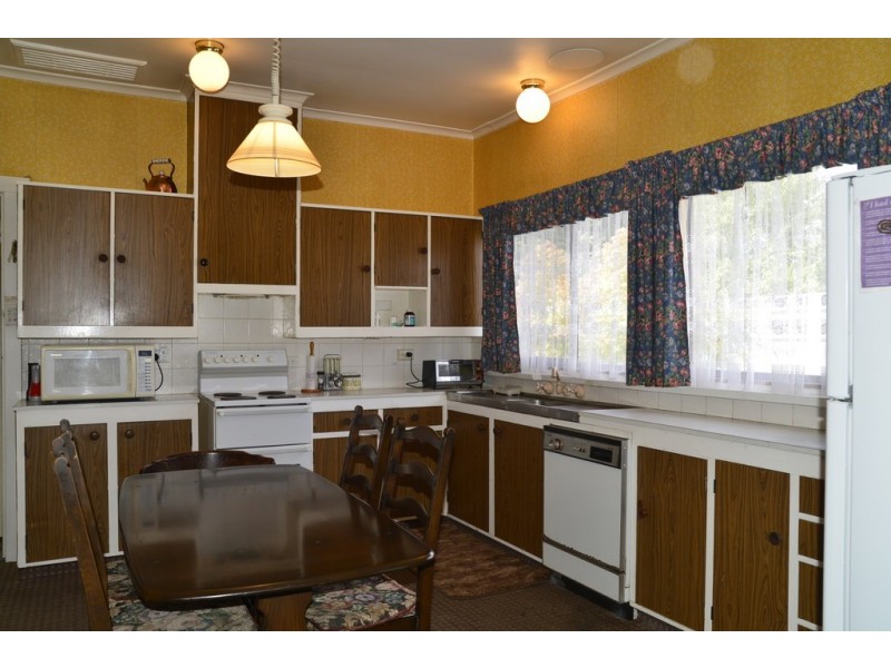 17 Second Avenue, New Norfolk TAS 7140