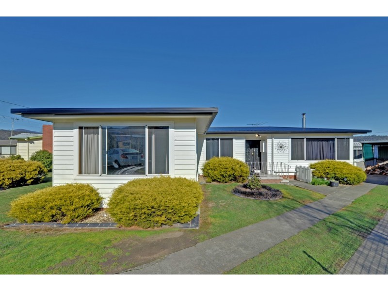 15 Murdoch Avenue, New Norfolk TAS 7140