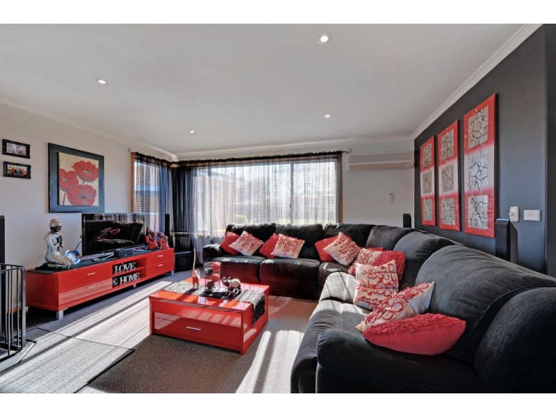 15 Murdoch Avenue, New Norfolk TAS 7140