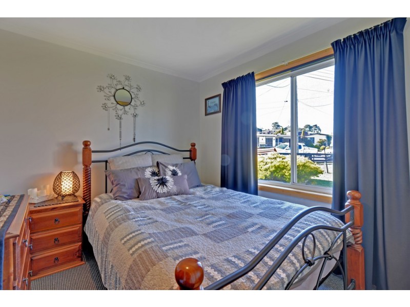 15 Murdoch Avenue, New Norfolk TAS 7140