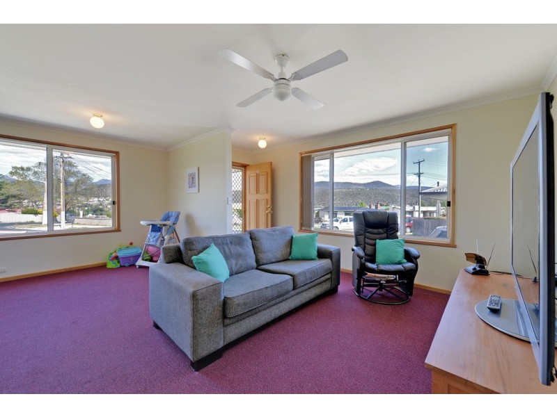 1/2 Benjamin Terrace, New Norfolk TAS 7140