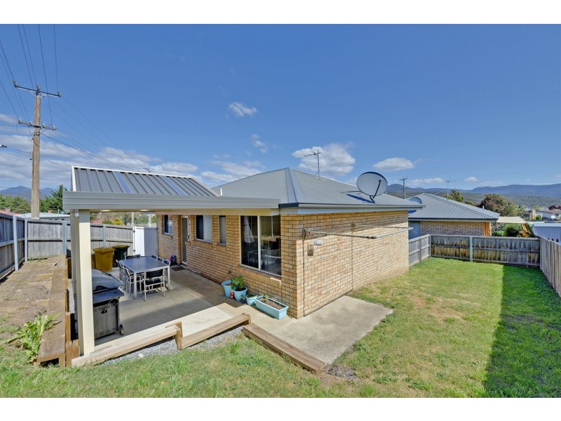 1/2 Benjamin Terrace, New Norfolk TAS 7140