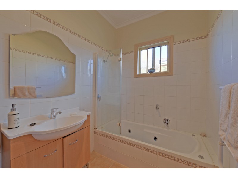 57 Hobart Road, New Norfolk TAS 7140