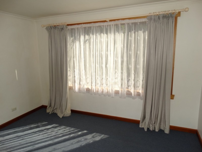 8 Giddy Avenue, New Norfolk TAS 7140