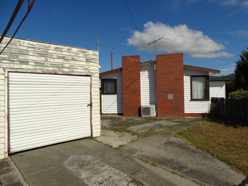 8 Giddy Avenue, New Norfolk TAS 7140