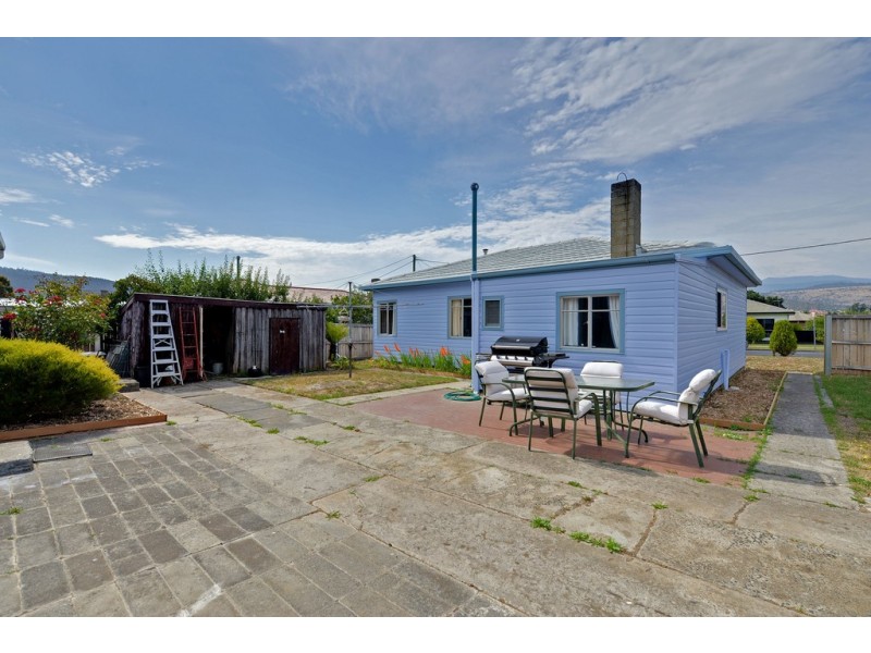 2 Purdon Avenue, New Norfolk TAS 7140
