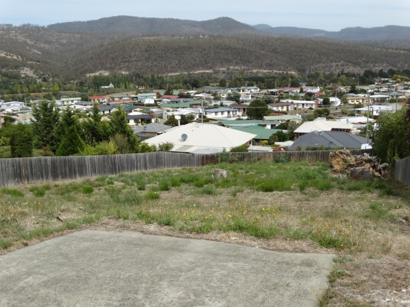 17 Carter Court, New Norfolk TAS 7140
