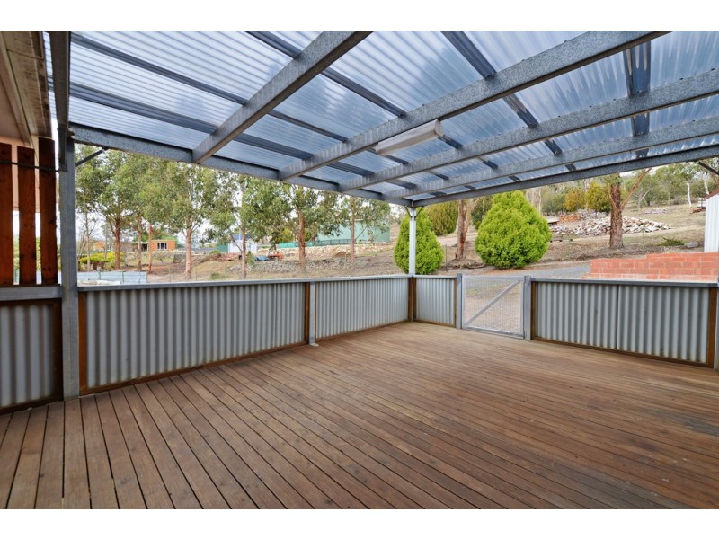 20 Poulters Road, New Norfolk TAS 7140