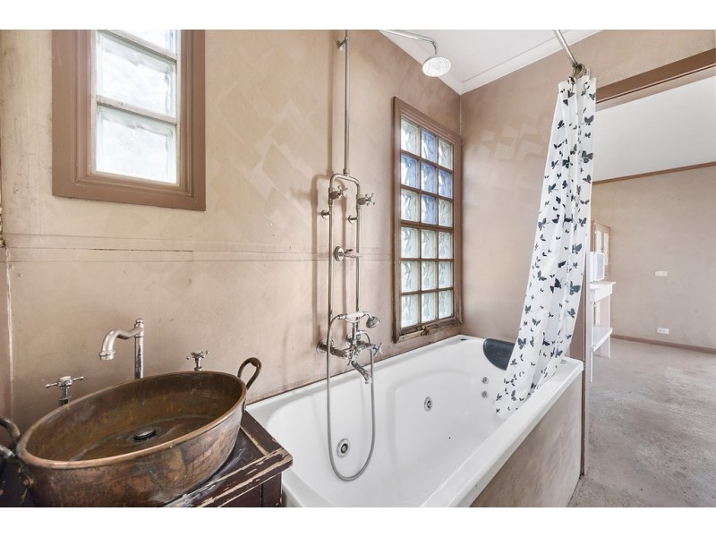 112 Jefferys Track, Lachlan TAS 7140