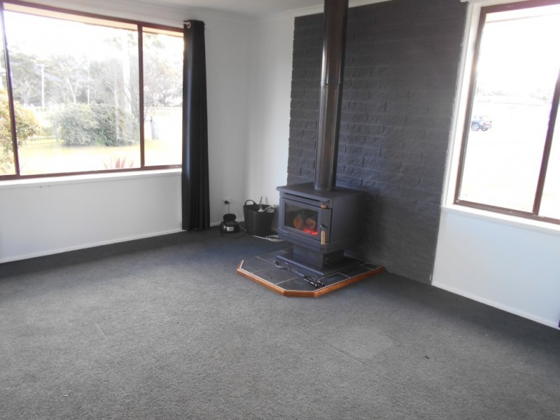 8 Victoria Street, Triabunna TAS 7190