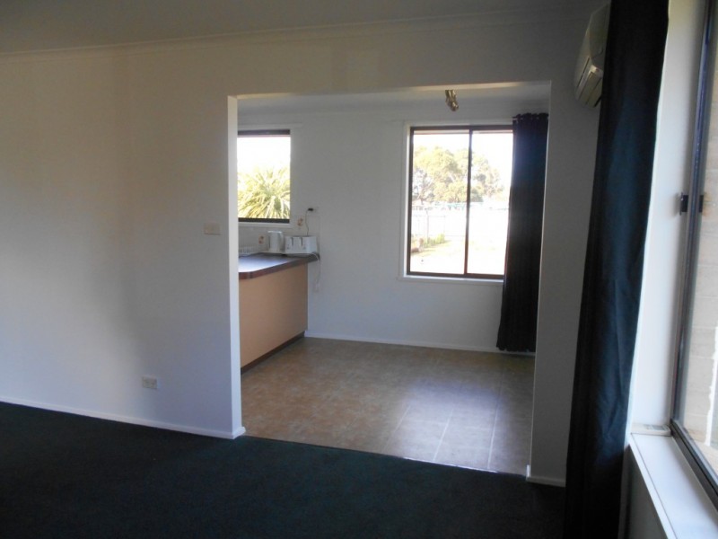 8 Victoria Street, Triabunna TAS 7190