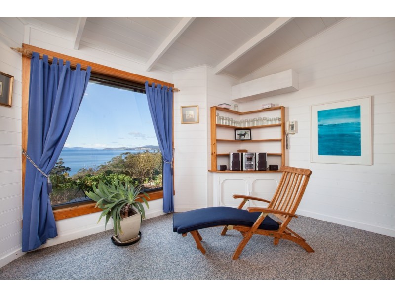 69 Bernacchi Drive, Orford TAS 7190