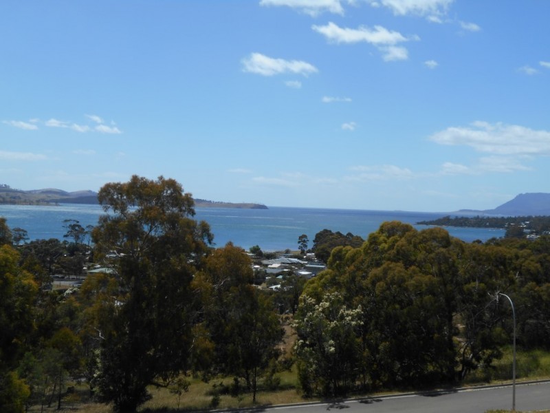 9 Mary Street, Orford TAS 7190