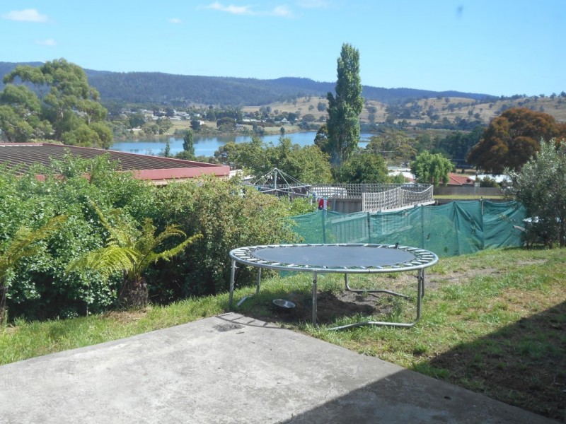 27 Selwyn Street, Triabunna TAS 7190
