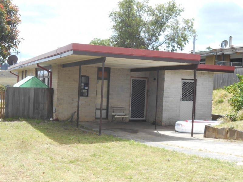 27 Selwyn Street, Triabunna TAS 7190