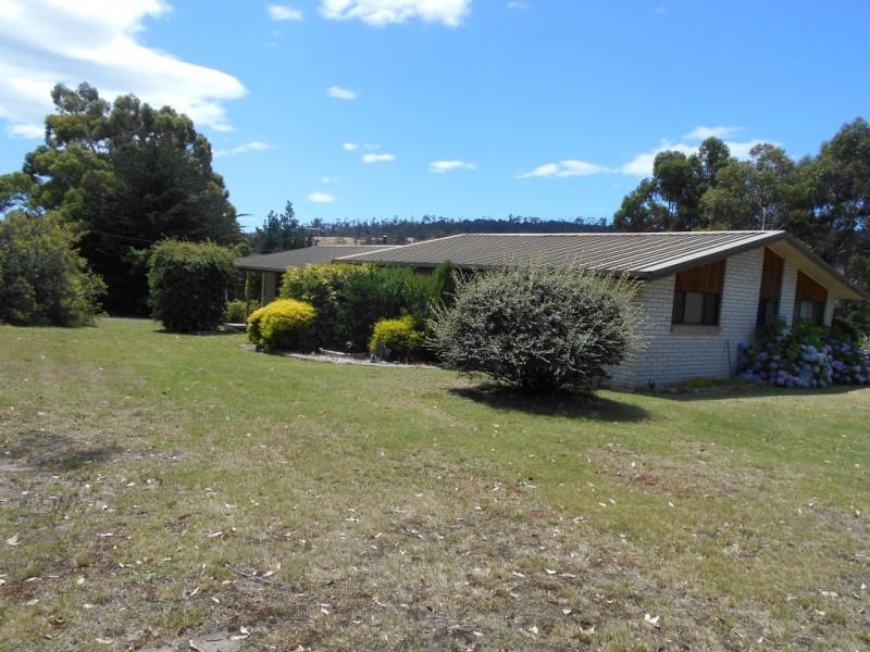 1 Agnes Street, Triabunna TAS 7190