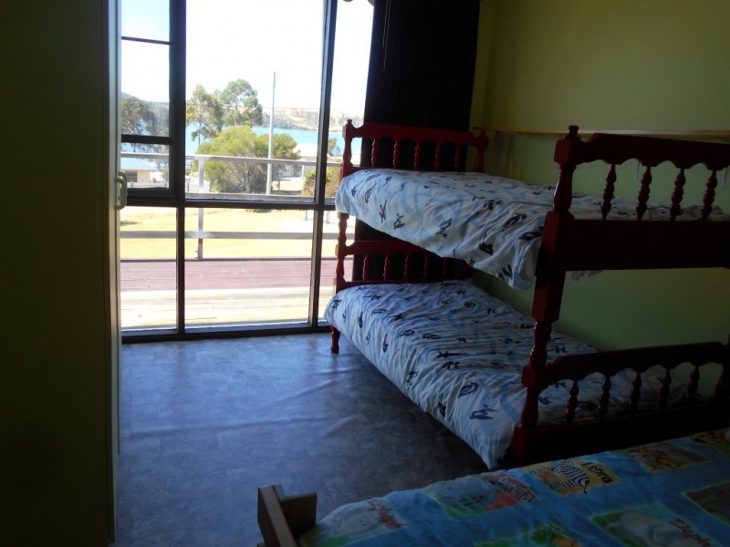 24 Barton Avenue, Triabunna TAS 7190