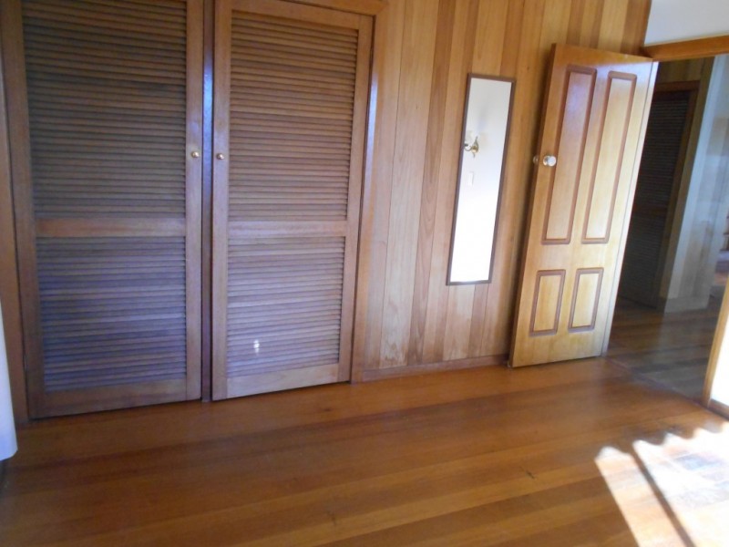 64 Barton Avenue, Triabunna TAS 7190