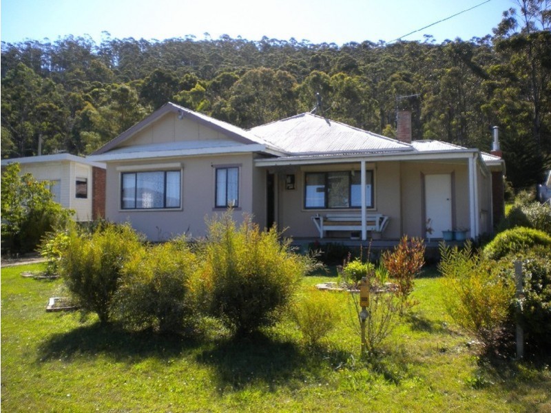 33 Tasman Highway, Orford TAS 7190