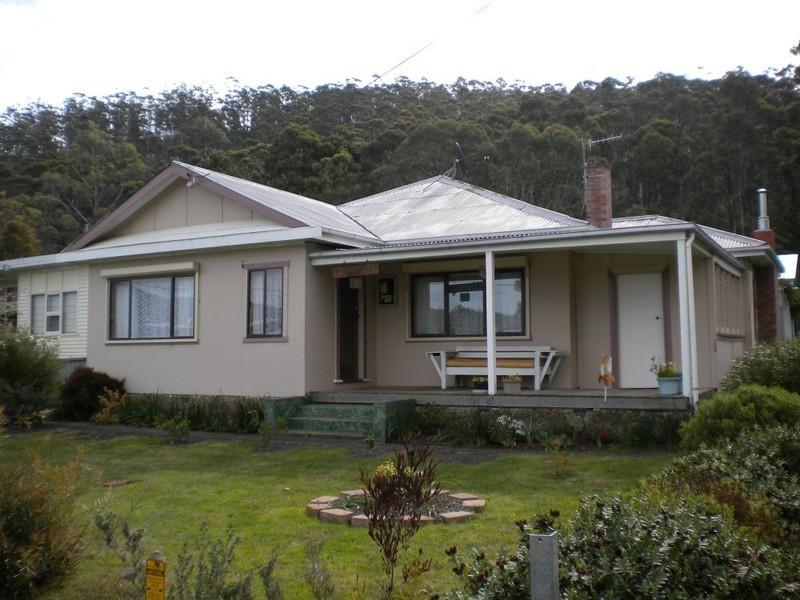 33 Tasman Highway, Orford TAS 7190