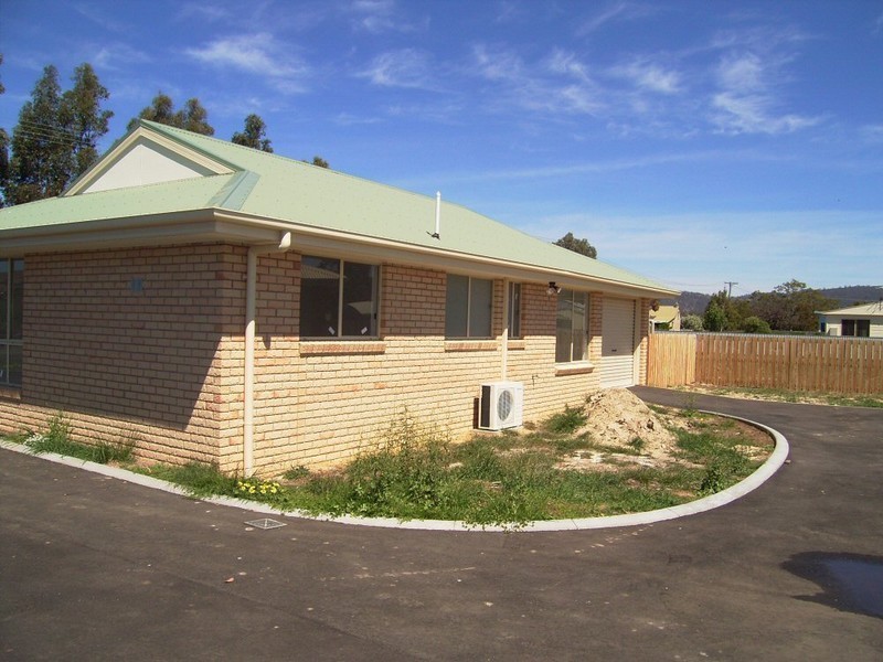 Units 1-4 15 Victoria Street, Triabunna TAS 7190