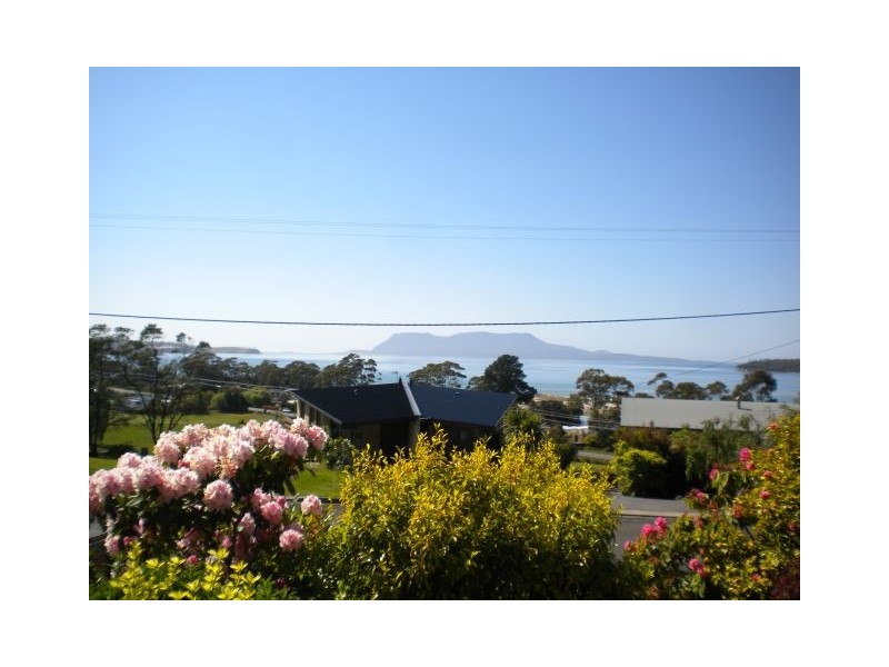 17 Alma Road, Orford TAS 7190