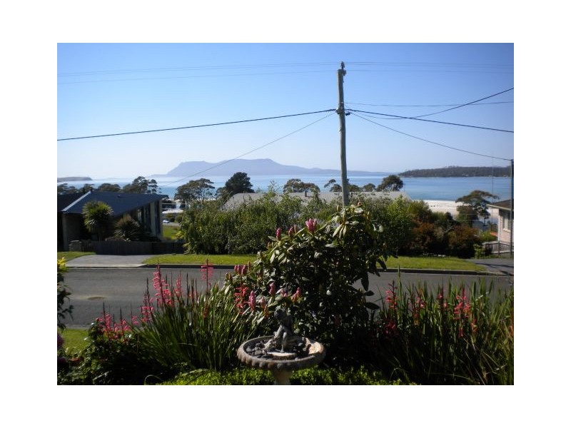 17 Alma Road, Orford TAS 7190