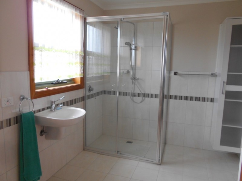 20 Tasman Highway, Triabunna TAS 7190