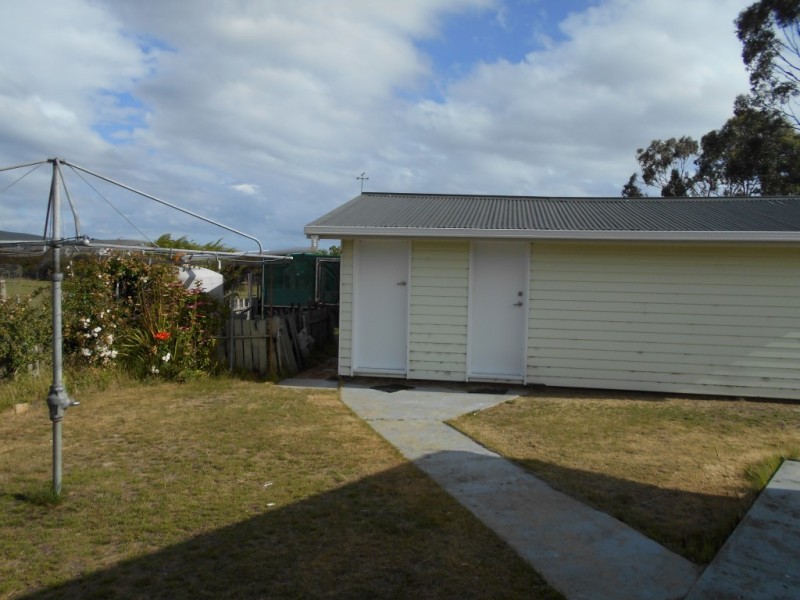 20 Tasman Highway, Triabunna TAS 7190