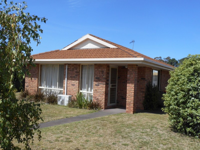 17/11A Charles Street, Orford TAS 7190