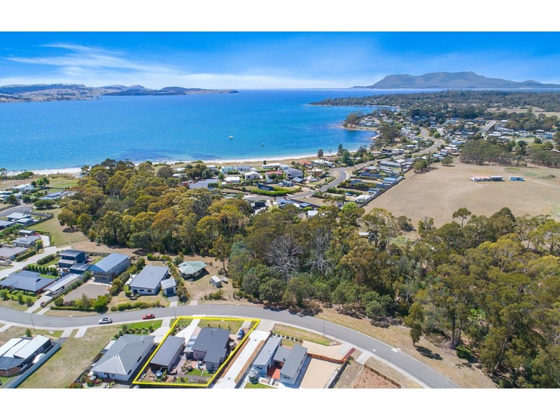 13 Strawberry Hill Court, Orford TAS 7190