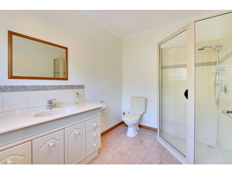 16 Seaview Crescent, Orford TAS 7190
