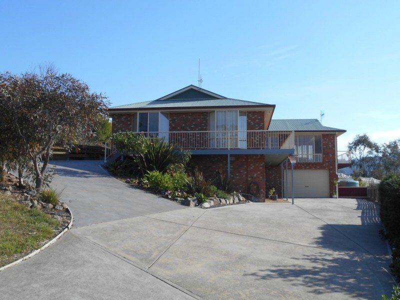 16 Seaview Crescent, Orford TAS 7190