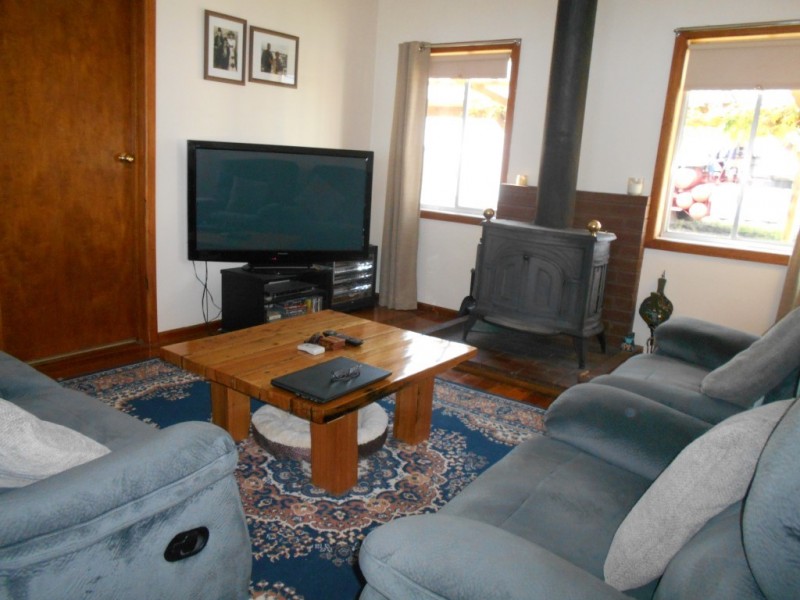 35 Esplanade East, Triabunna TAS 7190