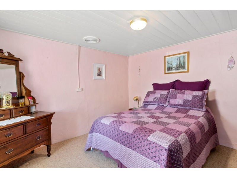14 Vicary Street, Triabunna TAS 7190