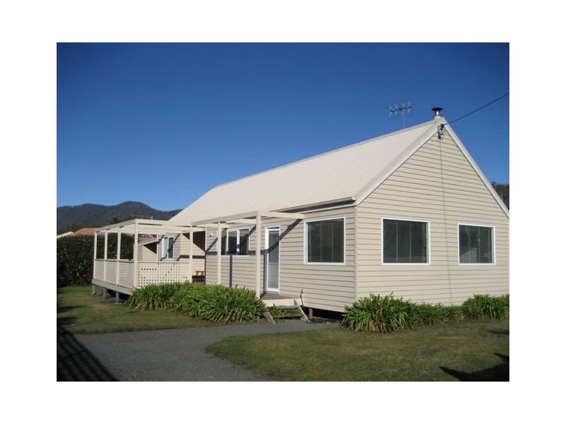 3 Esplanade, Orford TAS 7190