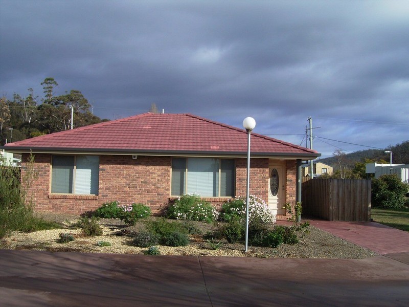 5/11A Charles Street, Orford TAS 7190