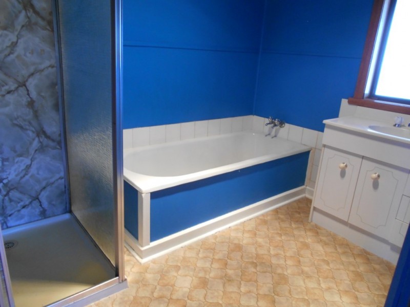 24 Melbourne Street, Triabunna TAS 7190