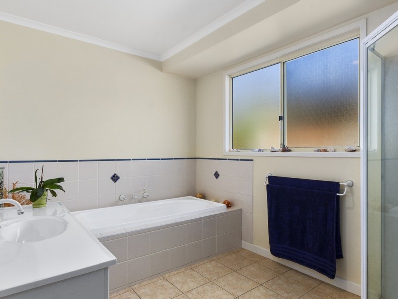 14 Seaview Crescent, Orford TAS 7190