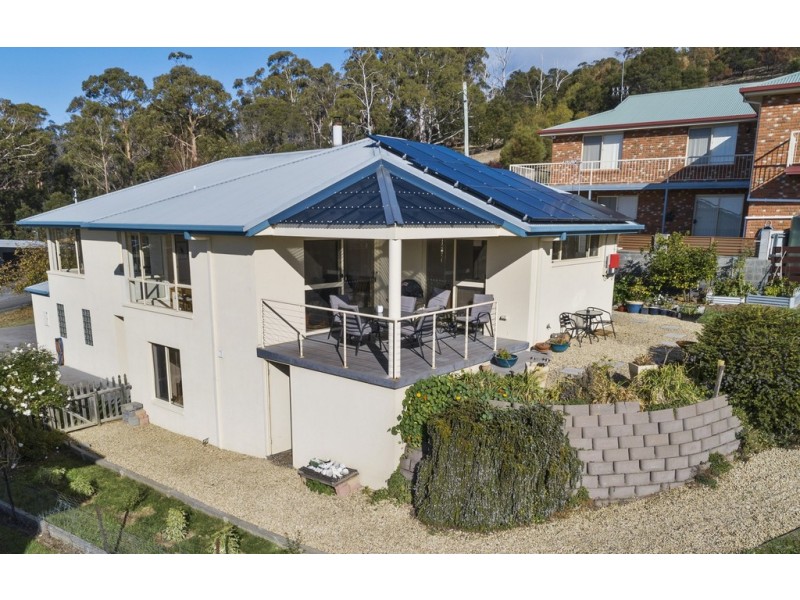 14 Seaview Crescent, Orford TAS 7190