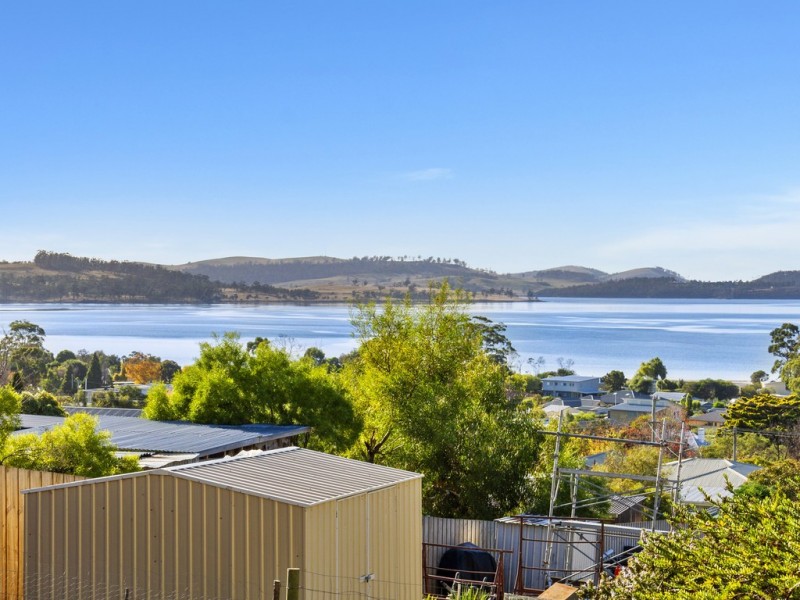 14 Seaview Crescent, Orford TAS 7190