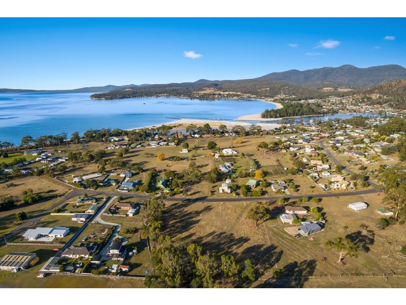 23 Holkham Court, Orford TAS 7190