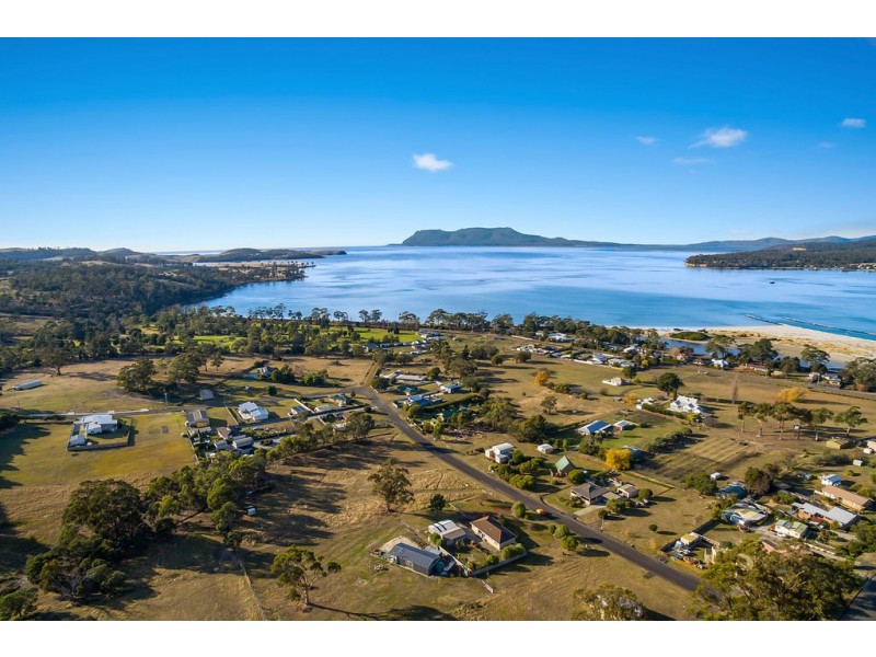 23 Holkham Court, Orford TAS 7190