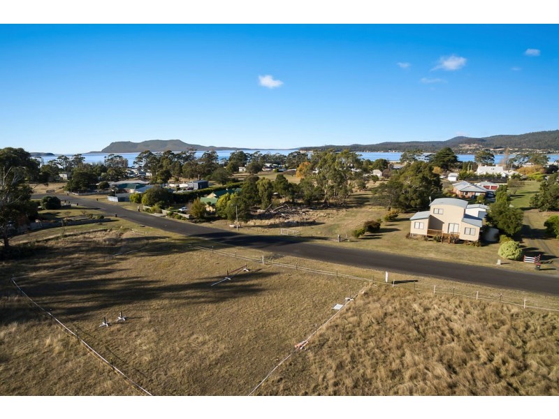 23 Holkham Court, Orford TAS 7190